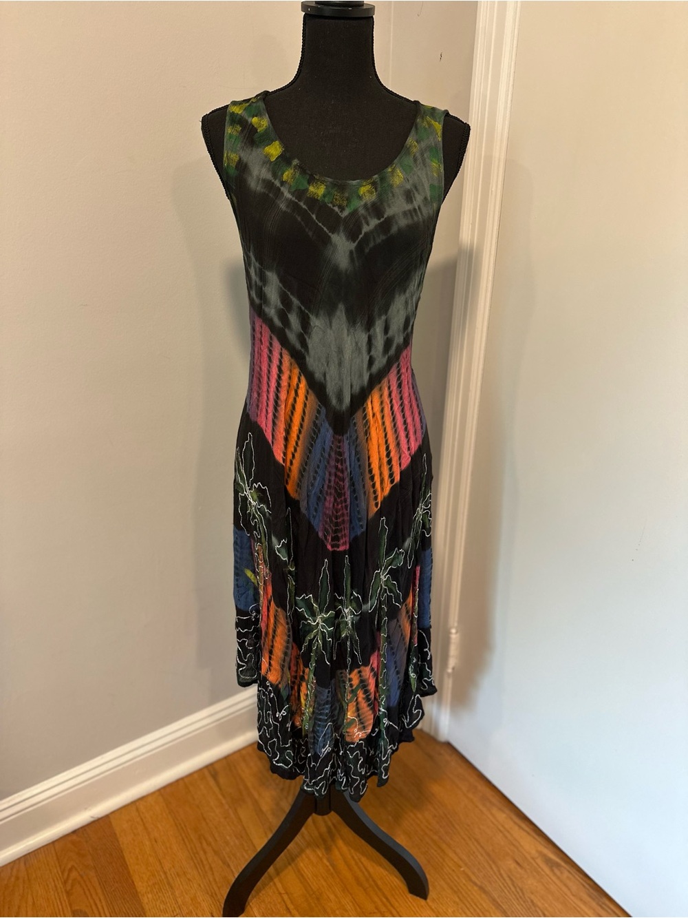 EUC Ocean Breeze sleeveless Bohemian tie-dye hi-low Colorful maxi dress Festival